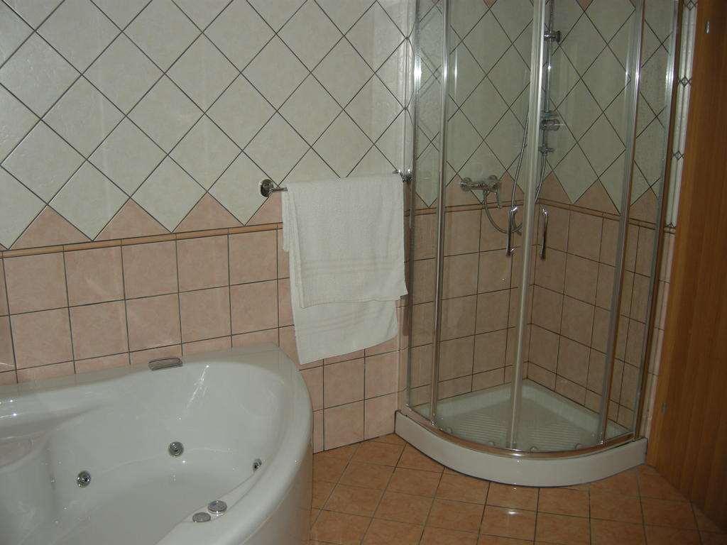 George Hotel Barcellona Pozzo di Gotto Zimmer foto